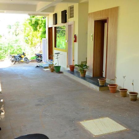 Hari Iyer Residency Otel Tiruchchendūr Dış mekan fotoğraf