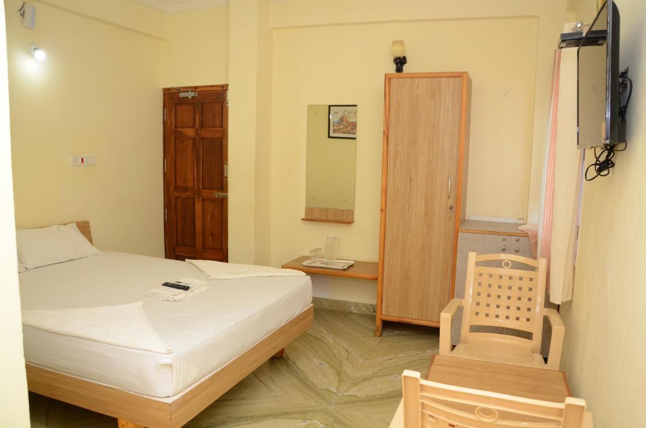 Hari Iyer Residency Otel Tiruchchendūr Dış mekan fotoğraf